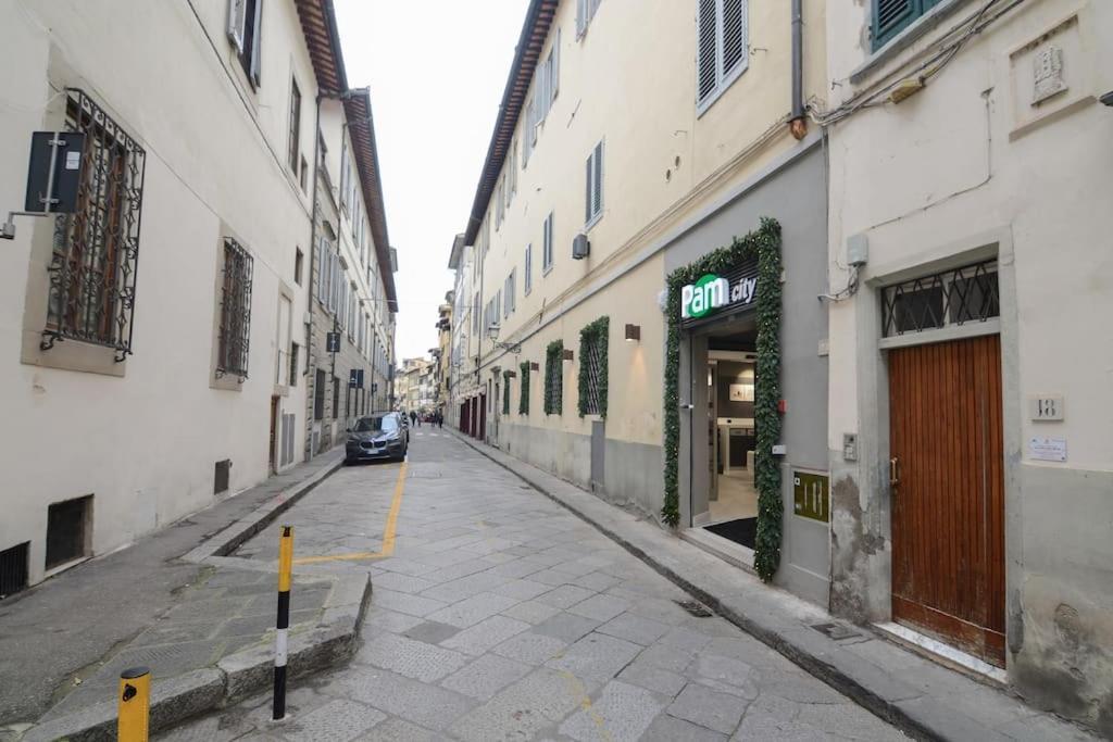 Keys Of Italy - Sgiuseppe 18 - Monolocale Intimo E Conveniente A Santa Croce Apartment ฟลอเรนซ์ ภายนอก รูปภาพ
