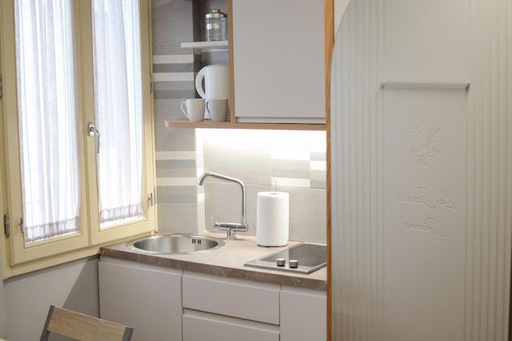 Keys Of Italy - Sgiuseppe 18 - Monolocale Intimo E Conveniente A Santa Croce Apartment ฟลอเรนซ์ ภายนอก รูปภาพ