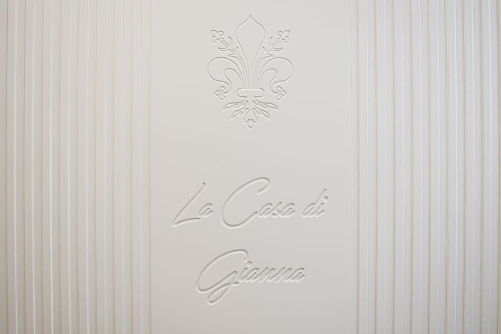 Keys Of Italy - Sgiuseppe 18 - Monolocale Intimo E Conveniente A Santa Croce Apartment ฟลอเรนซ์ ภายนอก รูปภาพ